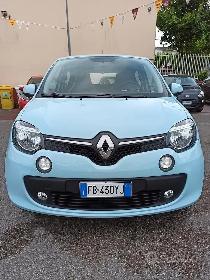 Usata Renault Twingo SE 69 CV (50 kW) 2016 Bluazzurro Utilitaria