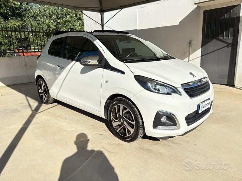 Usata Peugeot 108 69 CV (50 kW) 2015 Bianco Cabrio