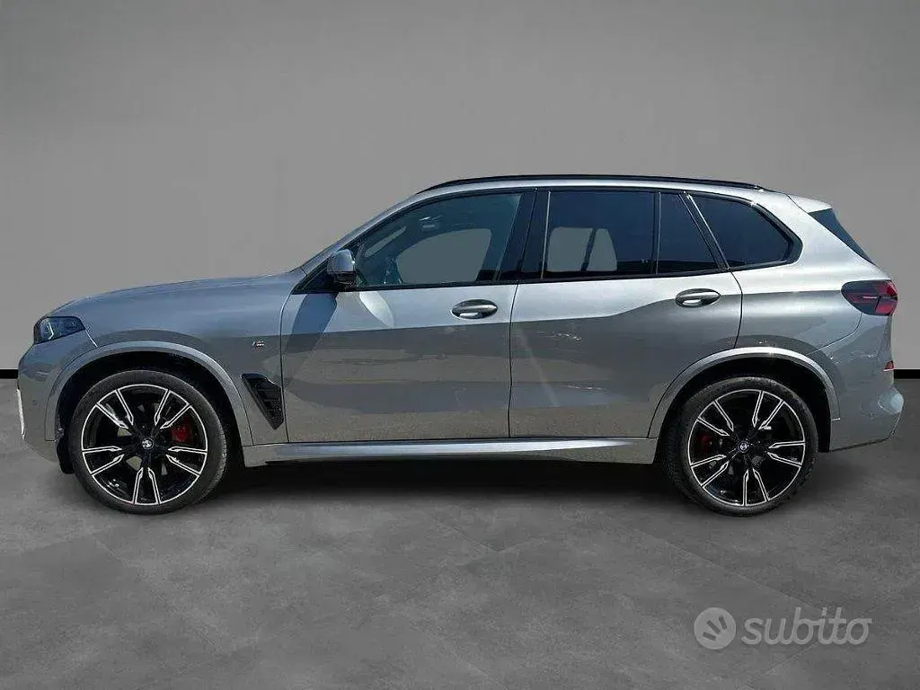 Usata BMW X5 M Sport 286 CV (210 kW) 2023 Grigio SUV