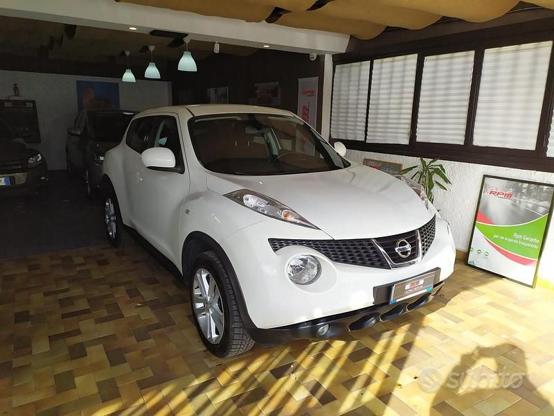 Usata Nissan Juke 110 CV (80 kW) 2014 Bianco SUV
