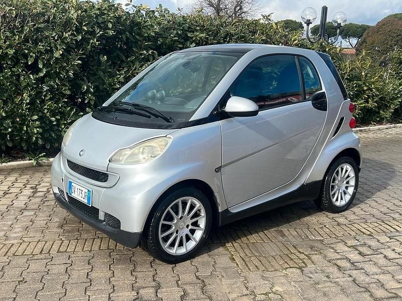 Grigio Usata 2007 Smart ForTwo Coupé Coupé | 2800 € (Buon prezzo) - Immagine 1/4