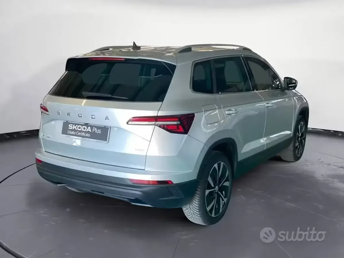 Usata Skoda Karoq Style 150 CV (110 kW) 2023 Grigio SUV