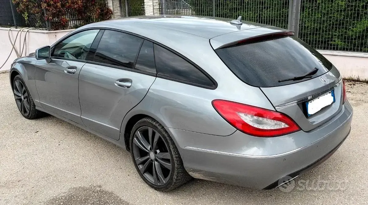 Usata Mercedes CLS350 224 CV (164 kW) 2013 Grigio Coupé