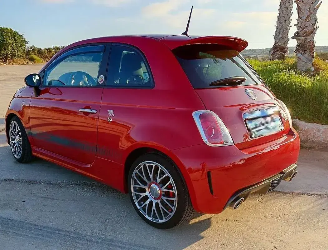 Usata Abarth 595 Turismo 159 CV (116 kW) 2015 Rosso Utilitaria