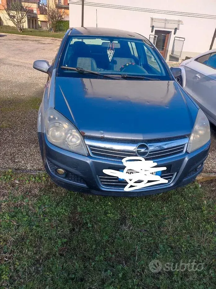 Usata Opel Corsa 67 CV (49 kW) 2008 Utilitaria