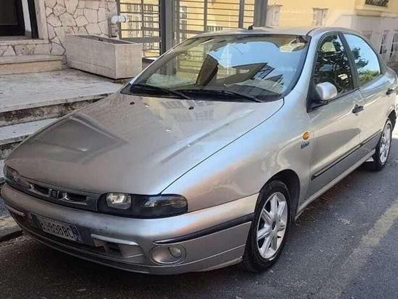 Argento Usata 2000 Fiat Brava Due volumi | 2300 € (Buon prezzo) - Immagine 1/4