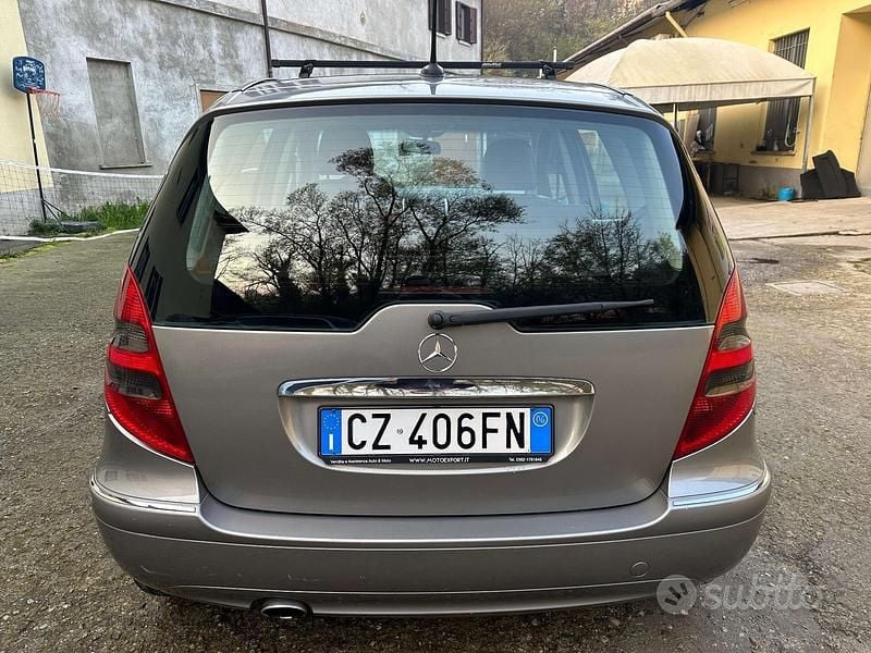 Usata Mercedes A150 Avantgarde 95 CV (69 kW) 2005 Grigio Berlina