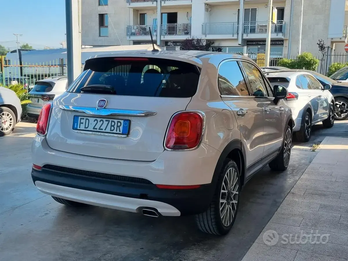 Usata Fiat 500X Opening Edition 120 CV (88 kW) 2016 Beige SUV