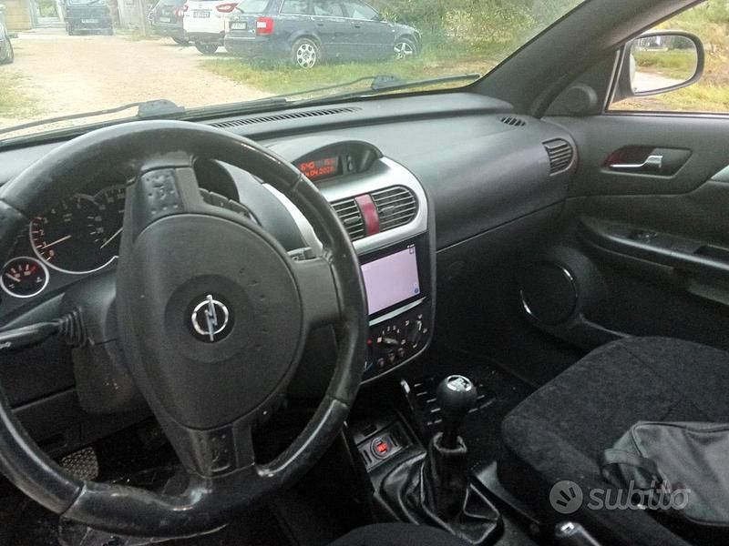 Occasion Opel Tigra 69 ch (50 kW) 2005 Gris Cabriolet