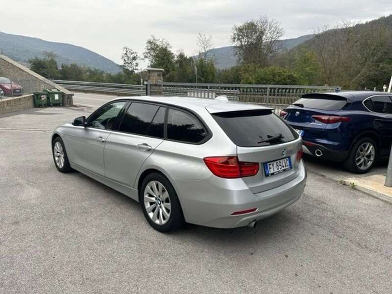 Usata BMW 320 Sport Line 184 CV (135 kW) 2014 Grigio Station wagon