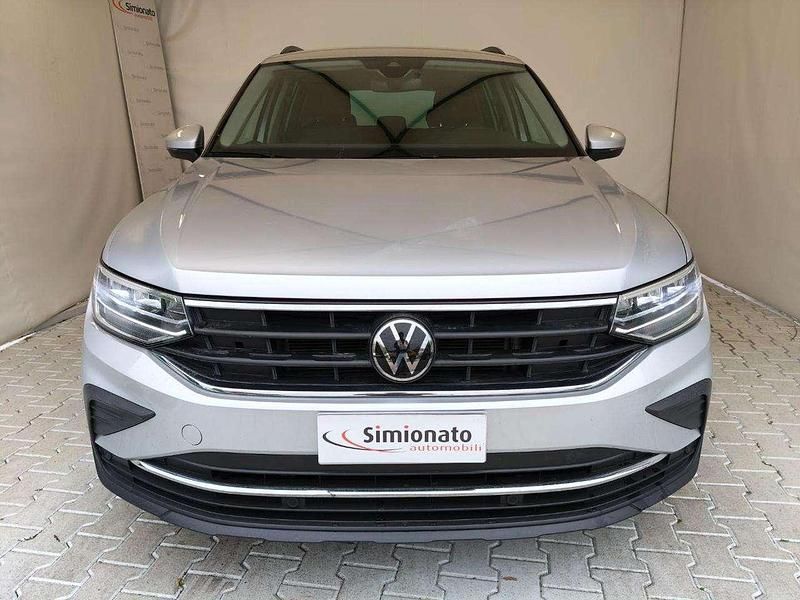 Usata VW Tiguan Life 150 CV (110 kW) 2024 Grigio SUV