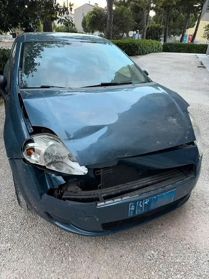 Usata Fiat Grande Punto 65 CV (47 kW) 2008 Blu Utilitaria