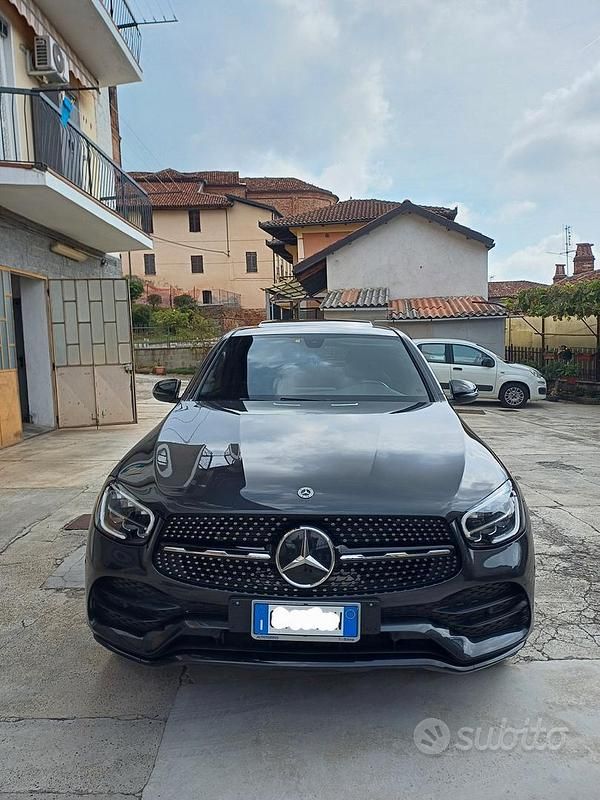 Nero Usata 2023 Mercedes GLC300 Coupé | 55.000 € - Immagine 1/4