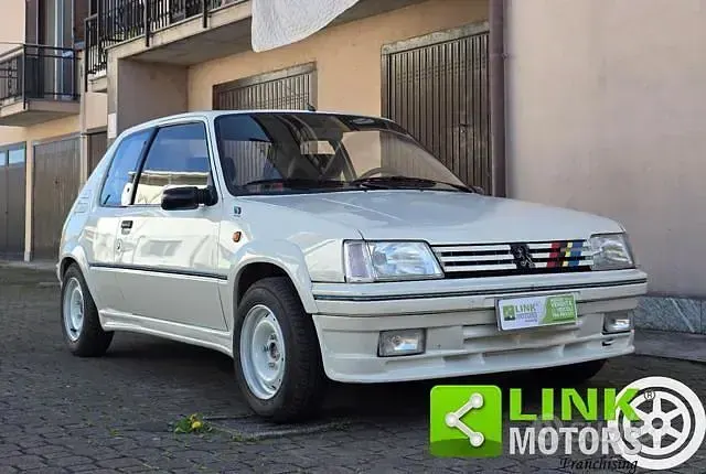 Usata Peugeot 205 101 CV (74 kW) 1991 Utilitaria