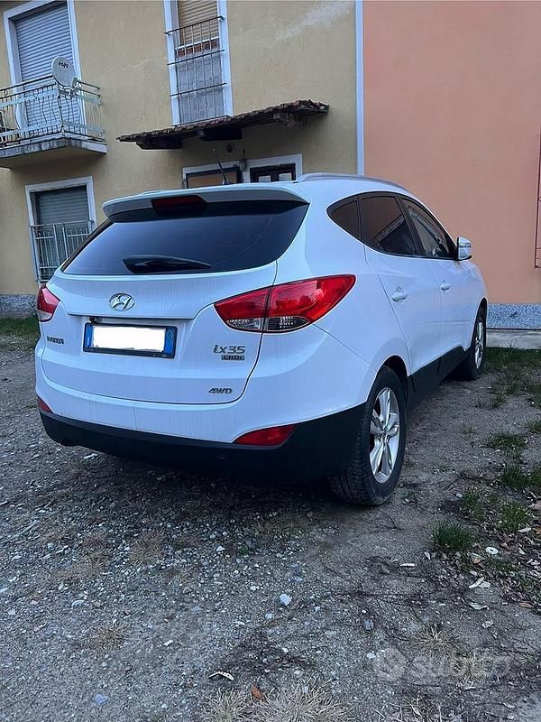 Używany Hyundai ix35 136 KM (100 kW) 2010 Biały SUV