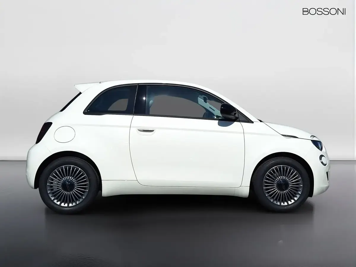 Nuova Fiat 500 Icon 70 CV (51 kW) 2026 Bianco Berlina