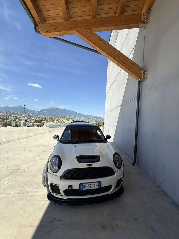 Usata Mini John Cooper Works 286 CV (210 kW) 2007 Utilitaria