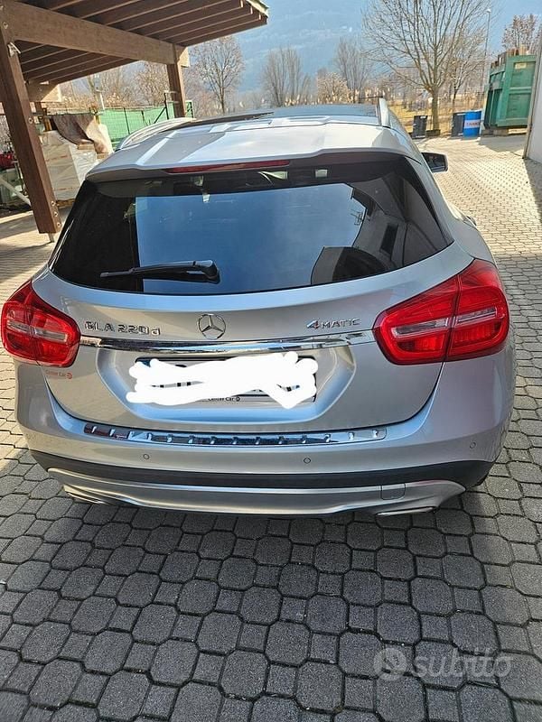 Usata Mercedes GLA220 177 CV (130 kW) 2016 SUV