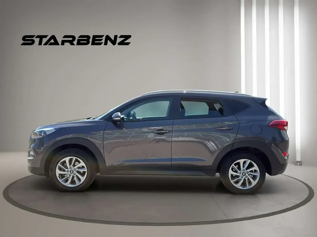 Usata Hyundai Tucson Comfort 132 CV (97 kW) 2016 Bronzo SUV