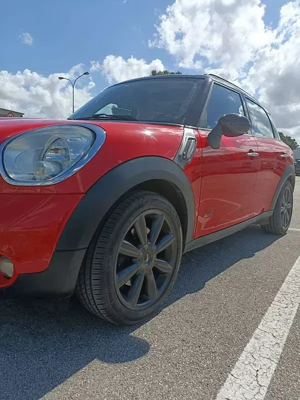 Usata Mini Cooper S Countryman 184 CV (135 kW) 2011 Rosso SUV