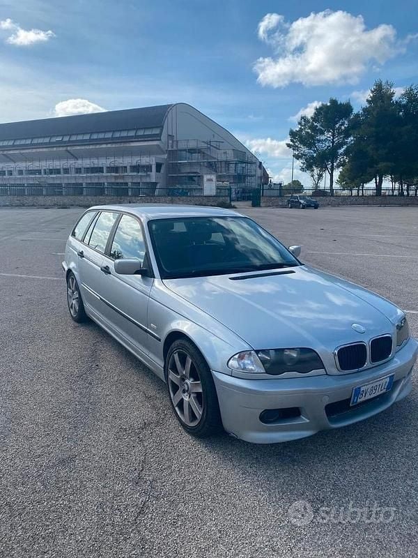 Usata BMW 320 136 CV (100 kW) 2001 Grigio Station wagon