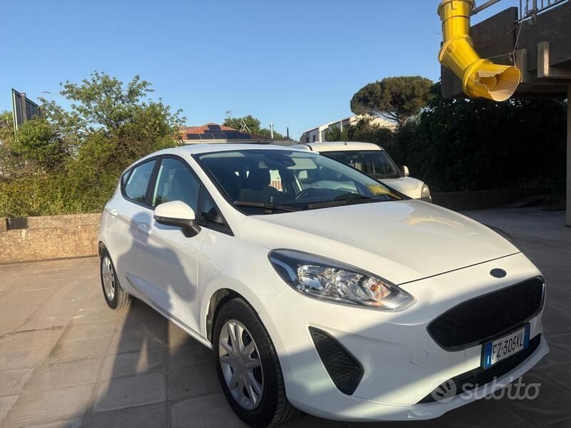 Usata Ford Fiesta 75 CV (55 kW) 2019 Bianco Utilitaria