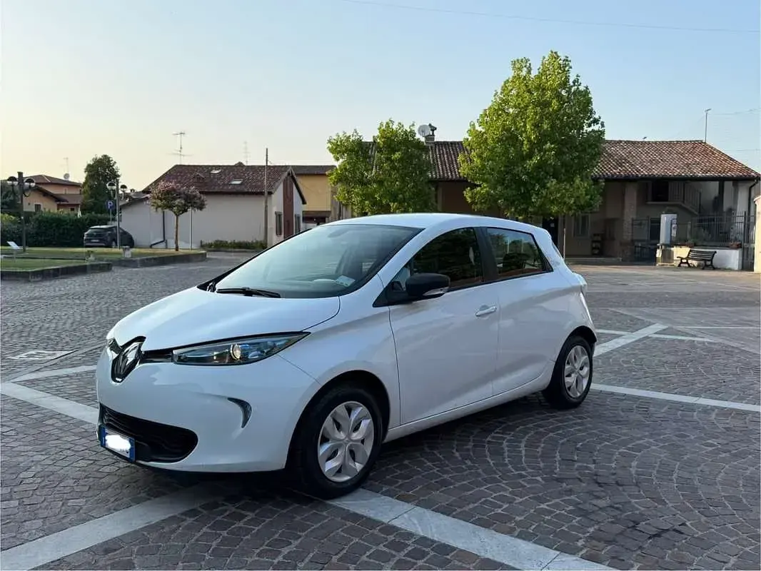 Usata Renault Zoe Life 42 kW (58 CV) 2019 Bianco Utilitaria