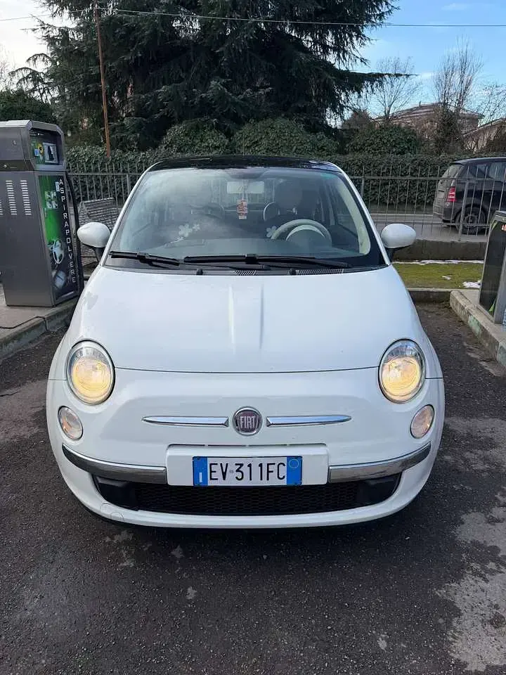 Usata Fiat 500 Lounge 69 CV (50 kW) 2014 Bianco Utilitaria