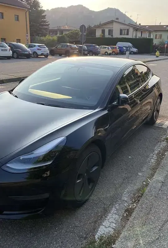 Usata Tesla Model 3 Performance 152 kW (208 CV) 2021 Nero Berlina