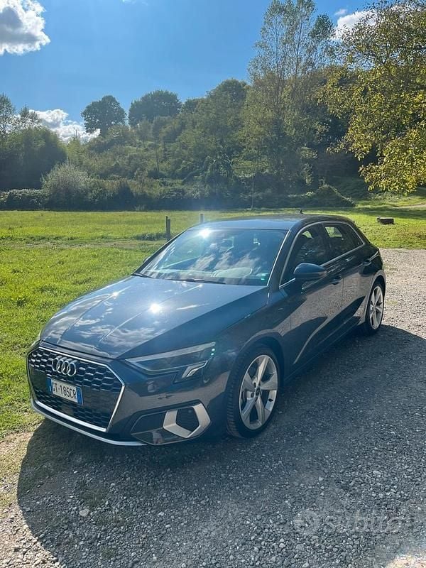 Usata Audi A3 Ambiente 150 CV (110 kW) 2024 Grigio Berlina