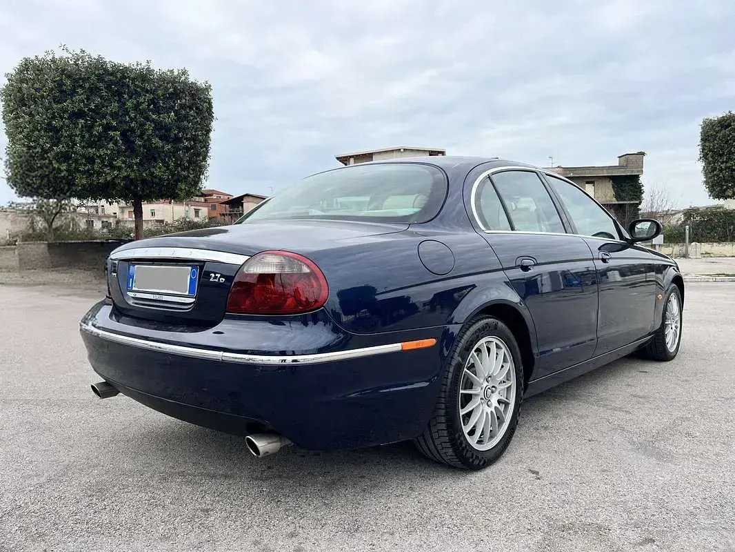 Usata Jaguar S-Type Executive 207 CV (152 kW) 2006 Blu/azzurro Berlina