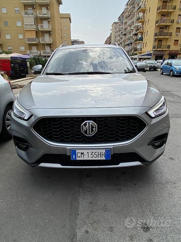 Usata MG ZS 111 CV (81 kW) 2023 Grigio Berlina