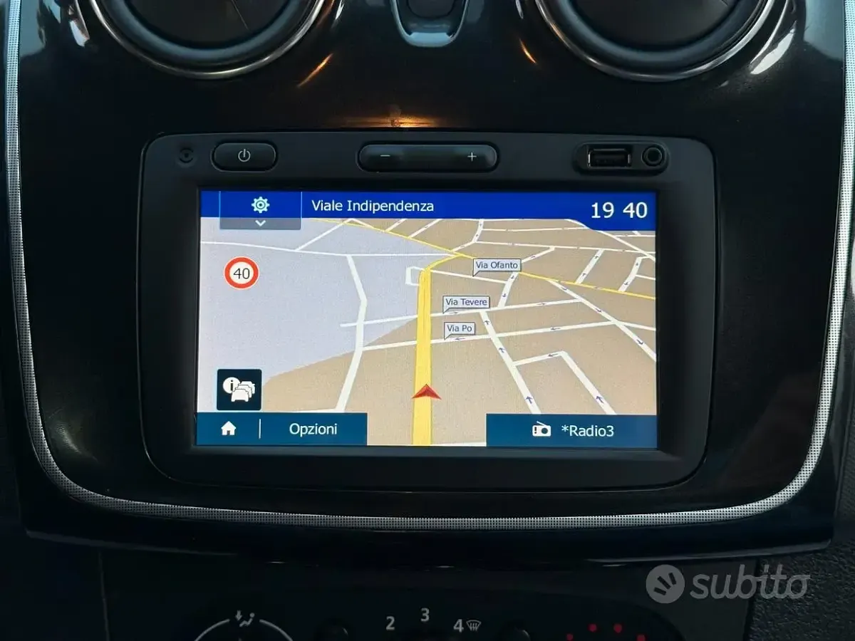 Usata Dacia Sandero 90 CV (66 kW) 2018 Bianco Berlina