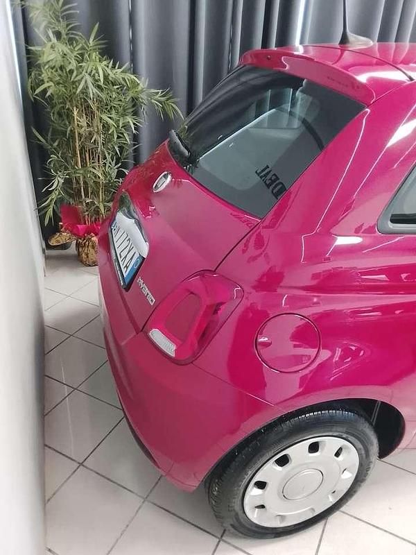 Usata Fiat 500 Dolcevita 69 CV (50 kW) 2023 Rosso Utilitaria