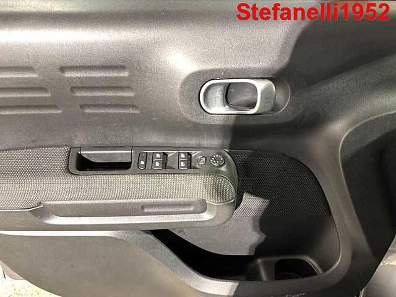 Begagnad Citroën C3 Aircross Shine 120 HK (88 kW) 2019 Silver SUV