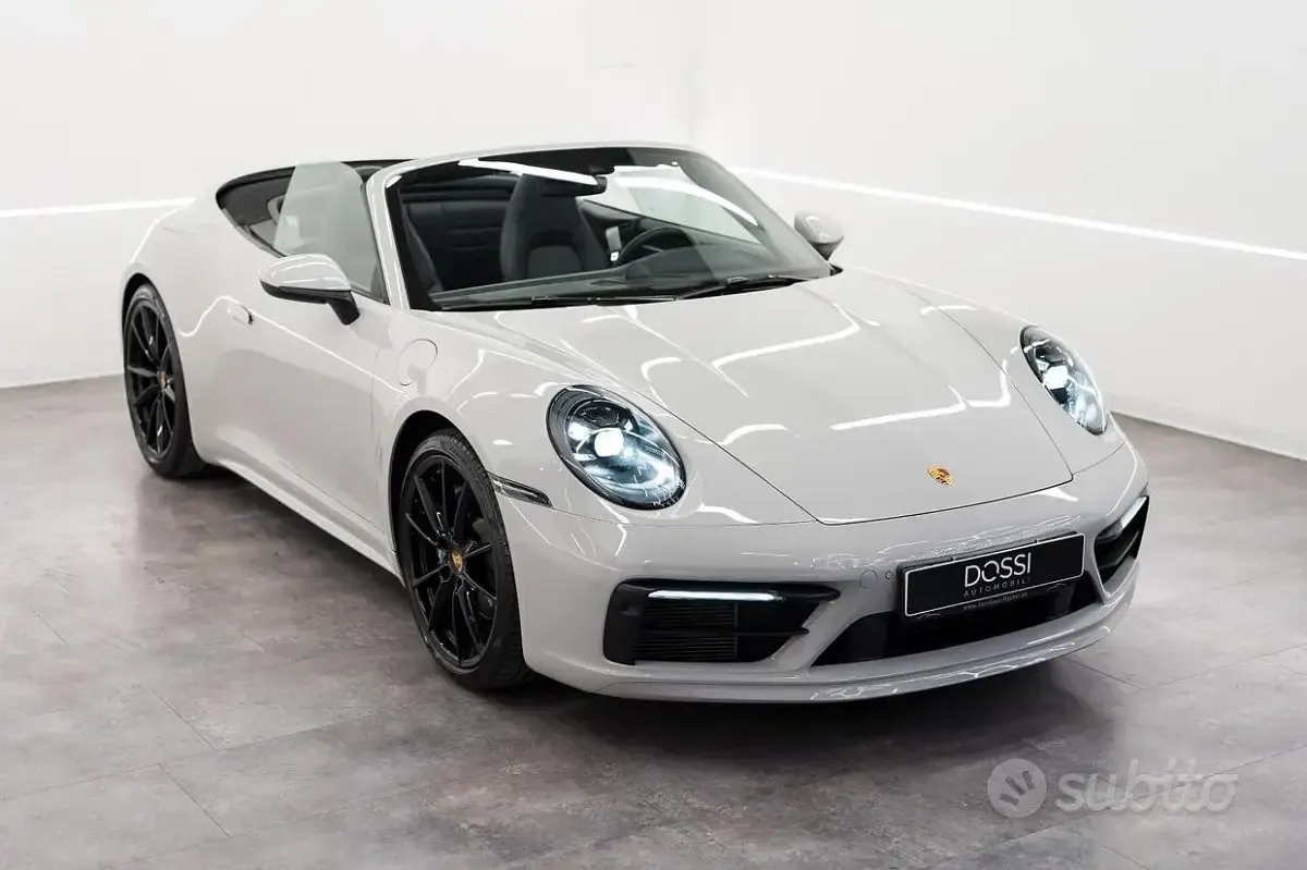 Usata Porsche 911 Carrera Cabriolet 385 CV (283 kW) 2020 Grigio Cabrio