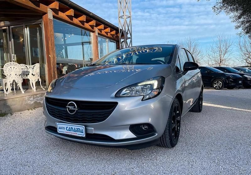 Usata Opel Corsa 95 CV (69 kW) 2017 Grigio Berlina