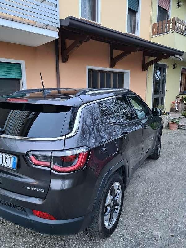 Usata Jeep Compass Limited 120 CV (88 kW) 2018 SUV