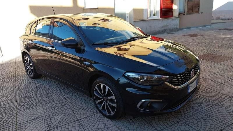 Usata Fiat Tipo Lounge 120 CV (88 kW) 2018 Nero Berlina