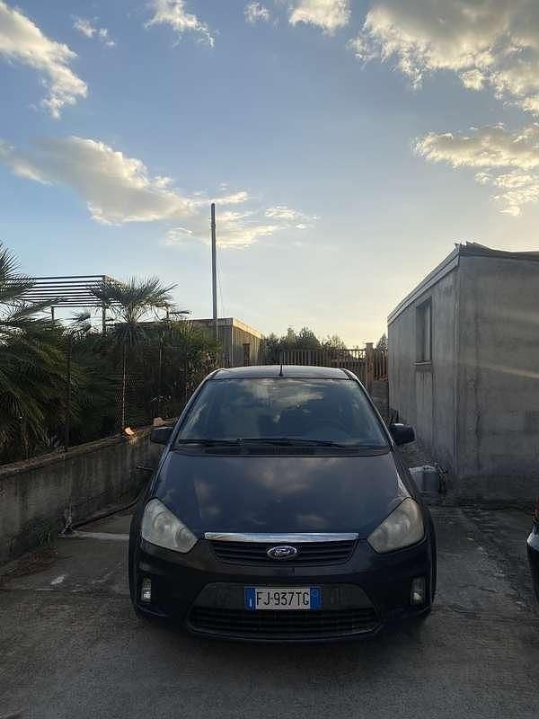 Usata 2009 Ford C-MAX Titanium Monovolume | 600 € (Super prezzo) - Immagine 1/4