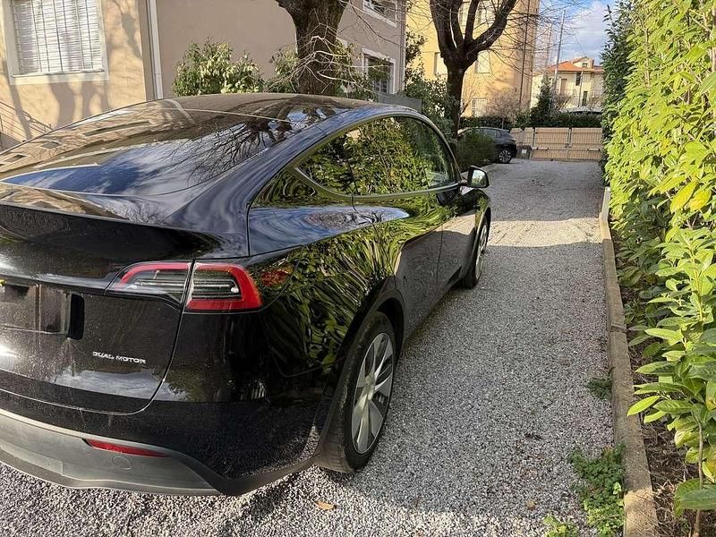 Gebraucht Tesla Model Y 152 kW (208 PS) 2024 SUV