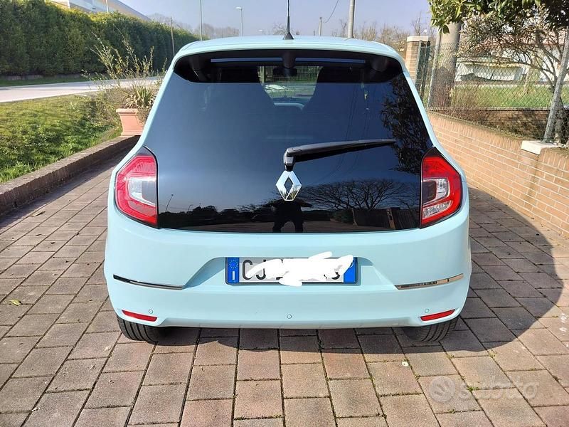 Usata Renault Twingo Techno 60 kW (82 CV) 2022 Utilitaria