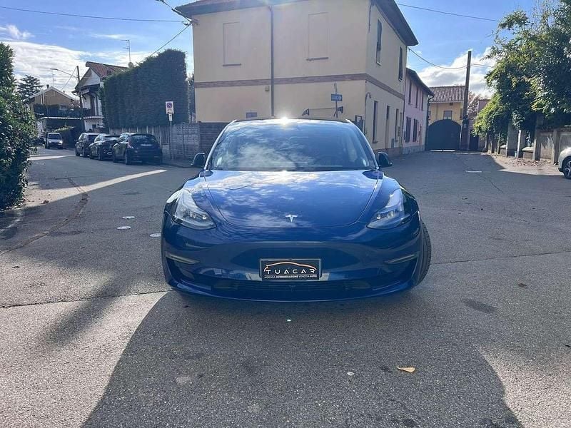 Usata Tesla Model 3 Standard Range Plus 225 kW (306 CV) 2021 Blu Berlina