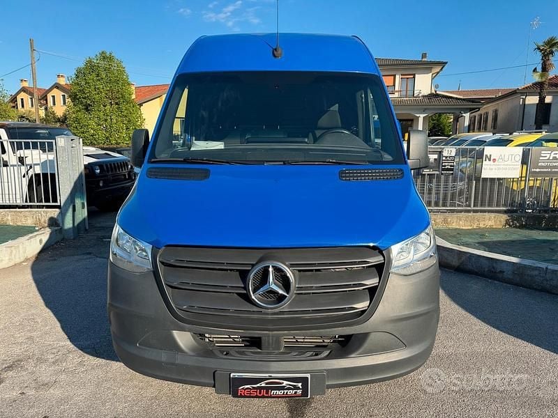Usata Mercedes Sprinter 114 CV (83 kW) 2020 Blu Furgone