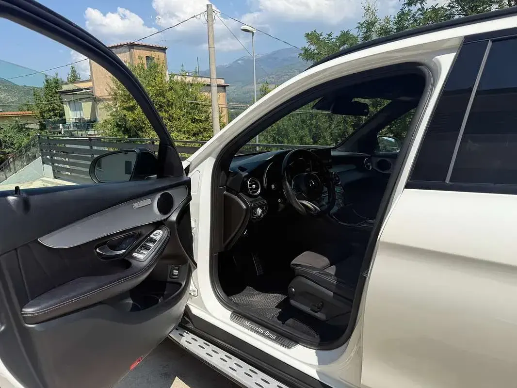 Usata Mercedes GLC220 Premium 170 CV (125 kW) 2018 Bianco SUV