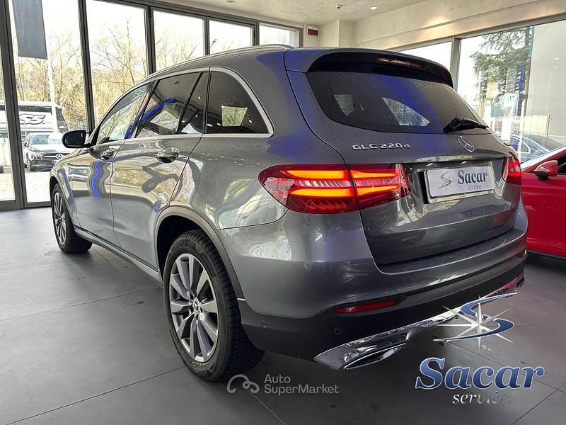 Usata Mercedes GLC220 Exclusive 170 CV (125 kW) 2017 Grigio selenite SUV