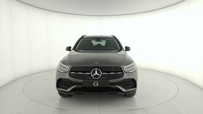 Usata Mercedes GLC300 245 CV (180 kW) 2021 Grigio SUV