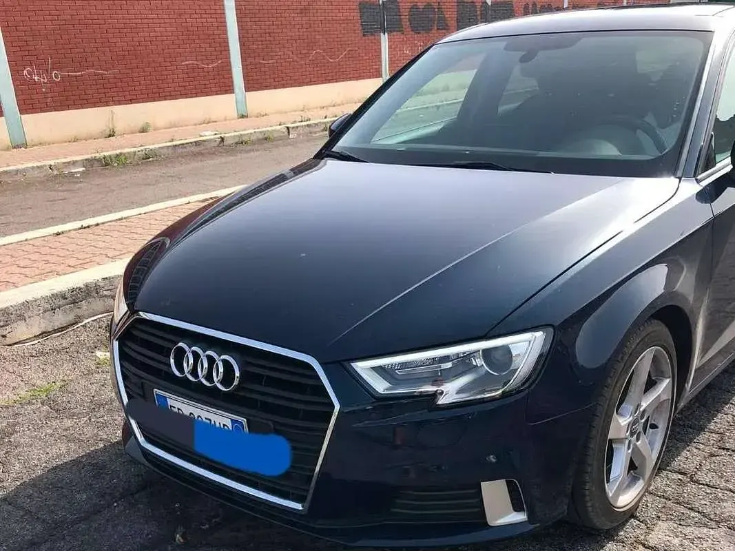 Usata Audi A3 Sport 116 CV (85 kW) 2018 Blu/azzurro Berlina