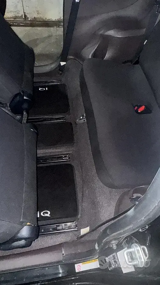 Usata Toyota iQ 68 CV (50 kW) 2010 Utilitaria