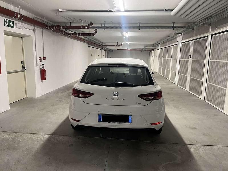 Usata Seat Leon Style 105 CV (77 kW) 2013 Bianco Berlina